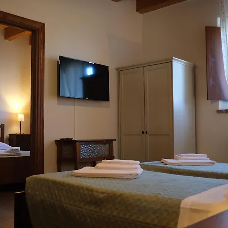 Agriturismo Corte Pellegrini *